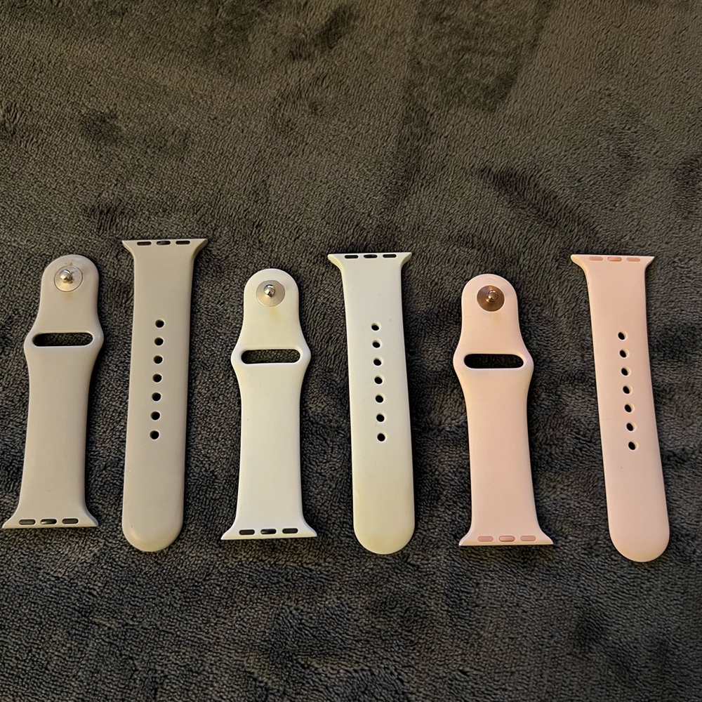 Bundle of 3 sports bands. Almost brand new. taupe, light gray & light pink.